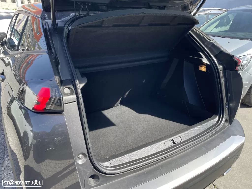 Peugeot 2008 1.2 PureTech Active EAT8 - 20