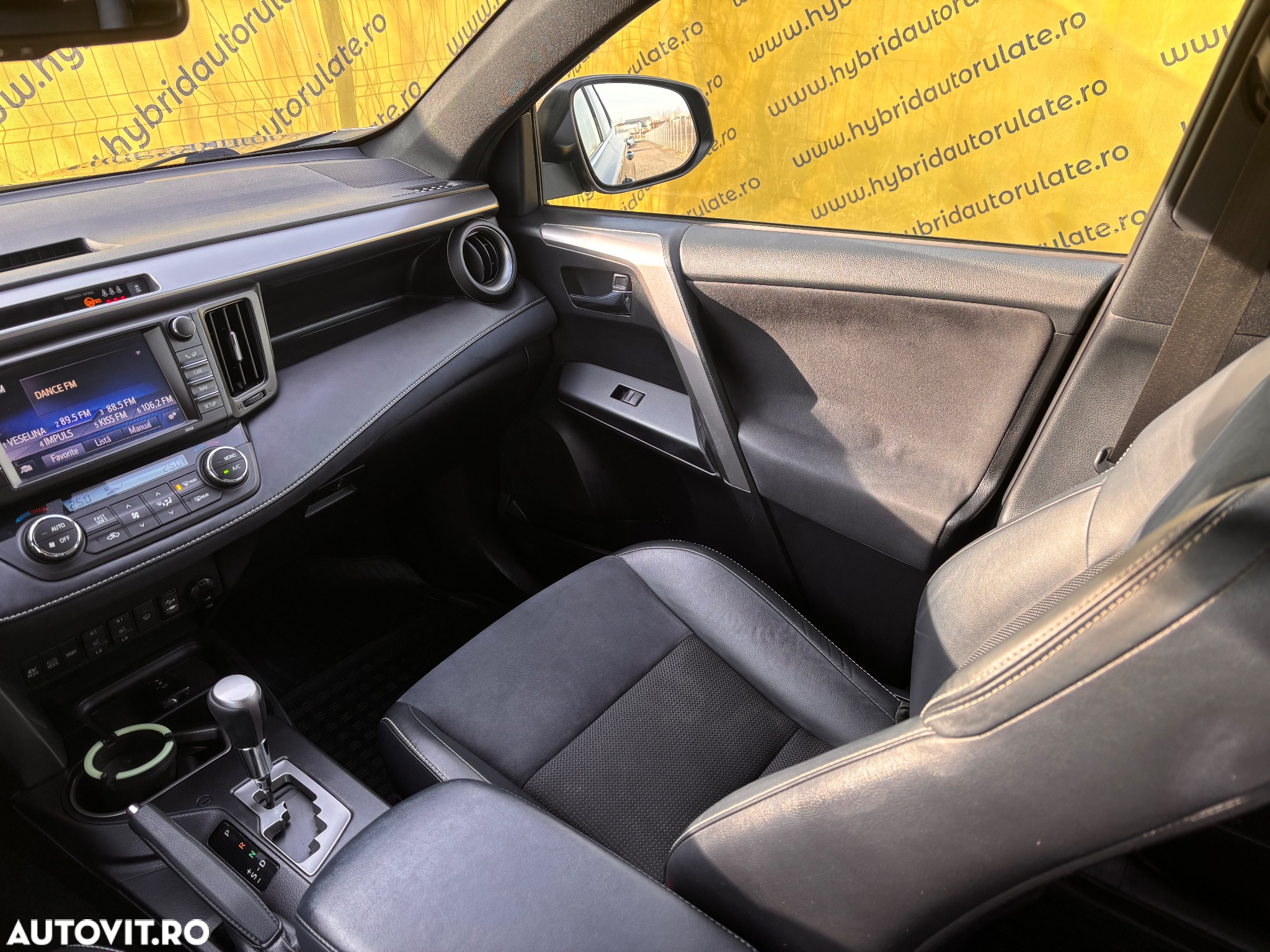 Toyota RAV4 2.5 VVT-i HSD 4x4 Executive - 31