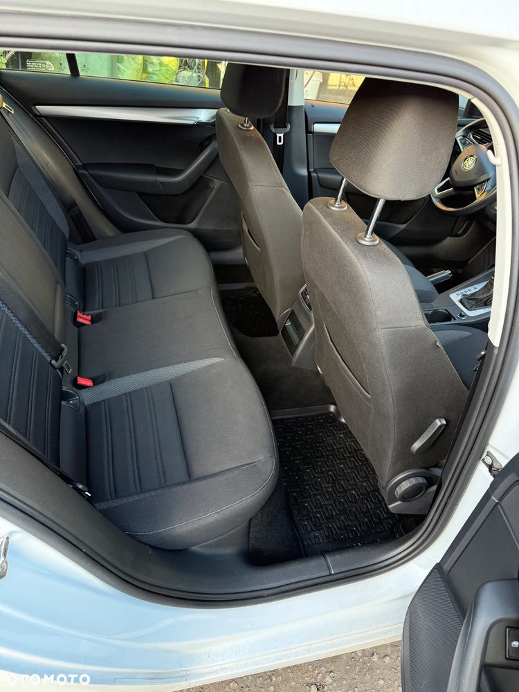 Skoda Octavia 1.4 TSI Ambition DSG - 9