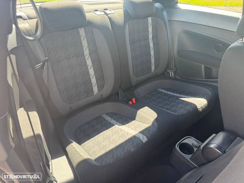 VW New Beetle 2.0 TDI Design - 7
