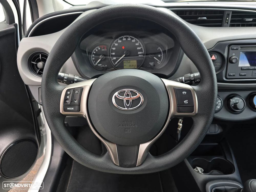 Toyota Yaris 1.0 VVT-i ACtive - 11