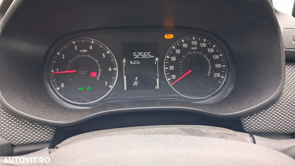 Dacia Logan TCe 90 Essential - 6