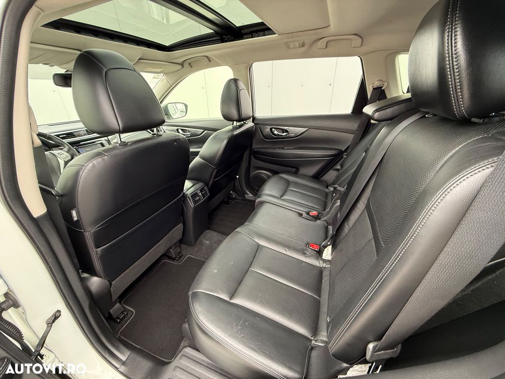 Nissan X-Trail 1.6 dCi Xtronic 360 - 12