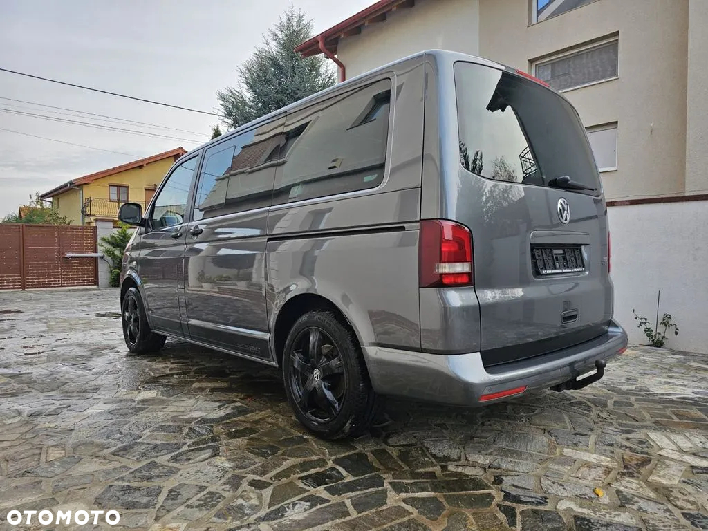 Volkswagen Multivan - 15
