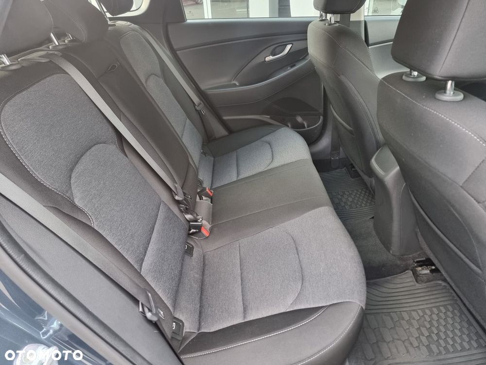 Hyundai i30 1.5 T-GDI 48V Smart - 22
