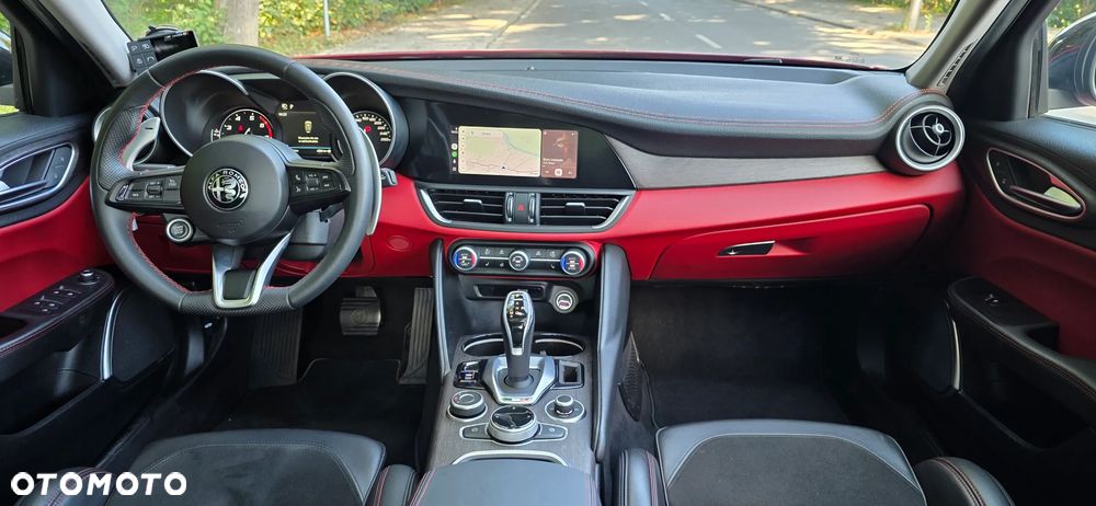 Alfa Romeo Giulia 2.0 Turbo Veloce TI Q4 - 19