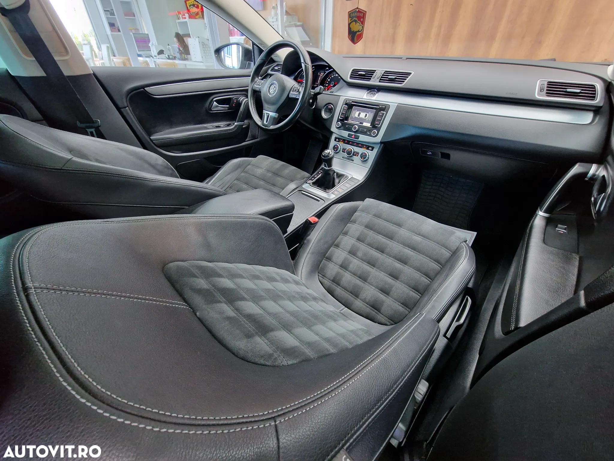 Volkswagen Passat CC 2.0 TDI BlueMotion Technology - 16