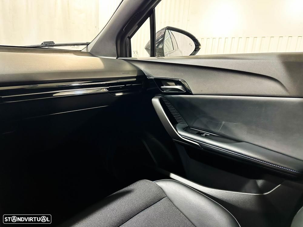 MG MG4 77 kWh Extended Range Luxury - 23