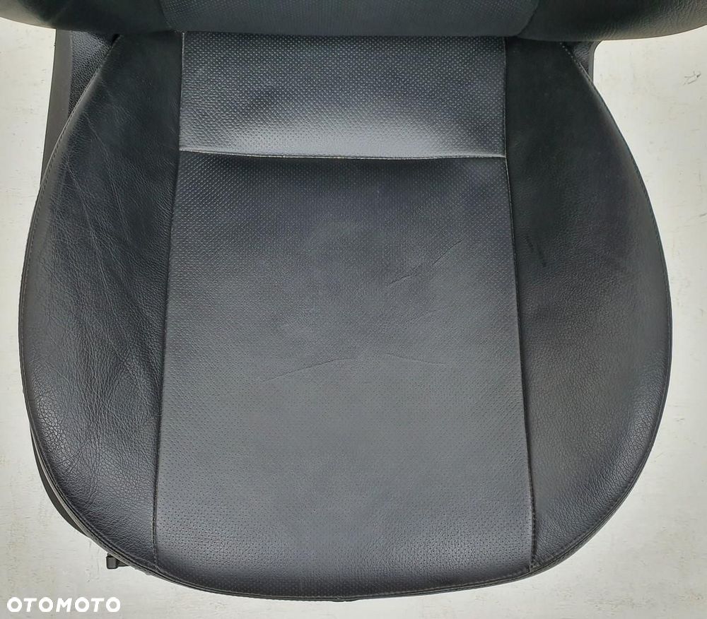 FOTEL PRAWY PRZEDNI PRZÓD SKÓRA GRZANY FORD FOCUS MK2 EUROPA - 2