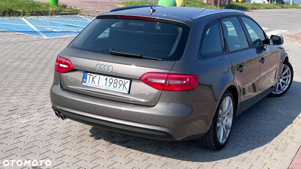 Audi A4 Avant 2.0 TDI DPF clean diesel S line Sportpaket - 13