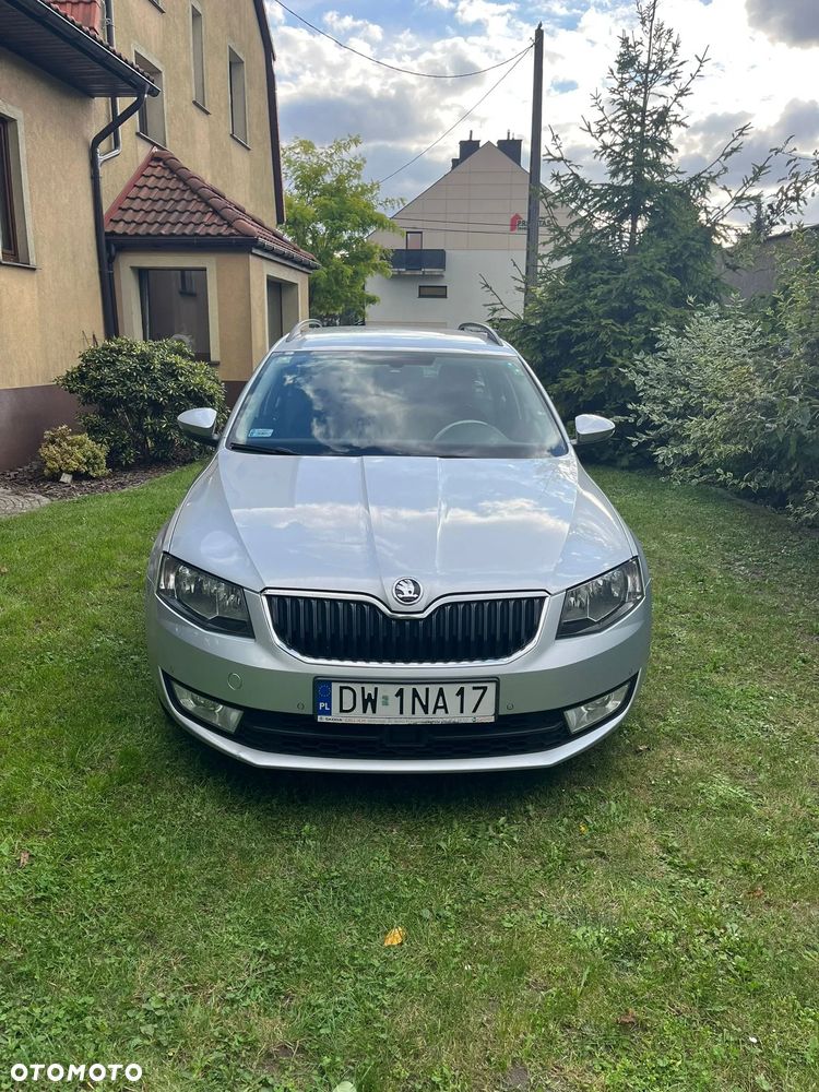 Skoda Octavia 2.0 TDI 4x4 Ambition DSG - 5