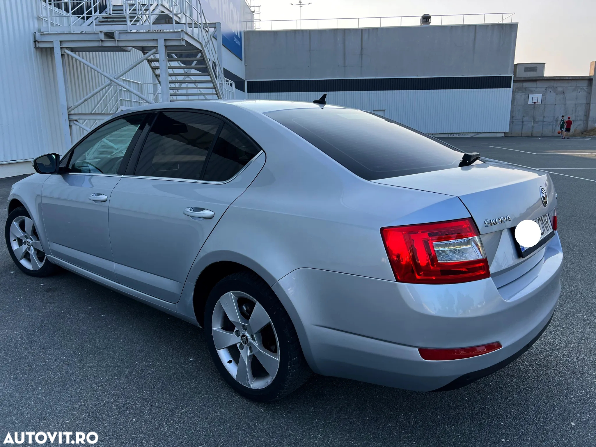 Skoda Octavia 2.0 TDI DSG Clever - 27