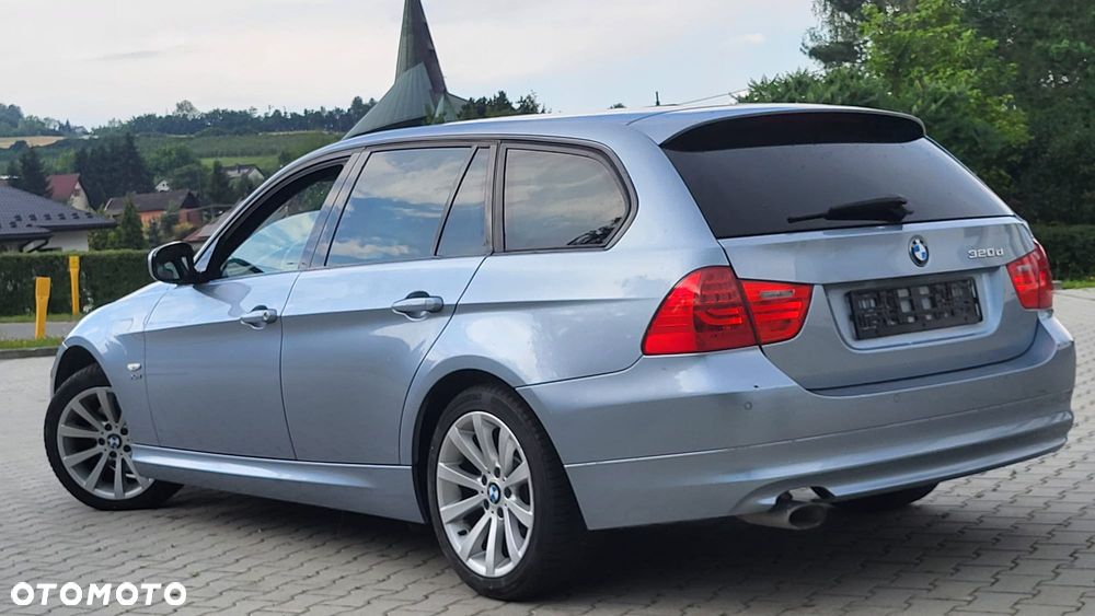 BMW Seria 3 - 24