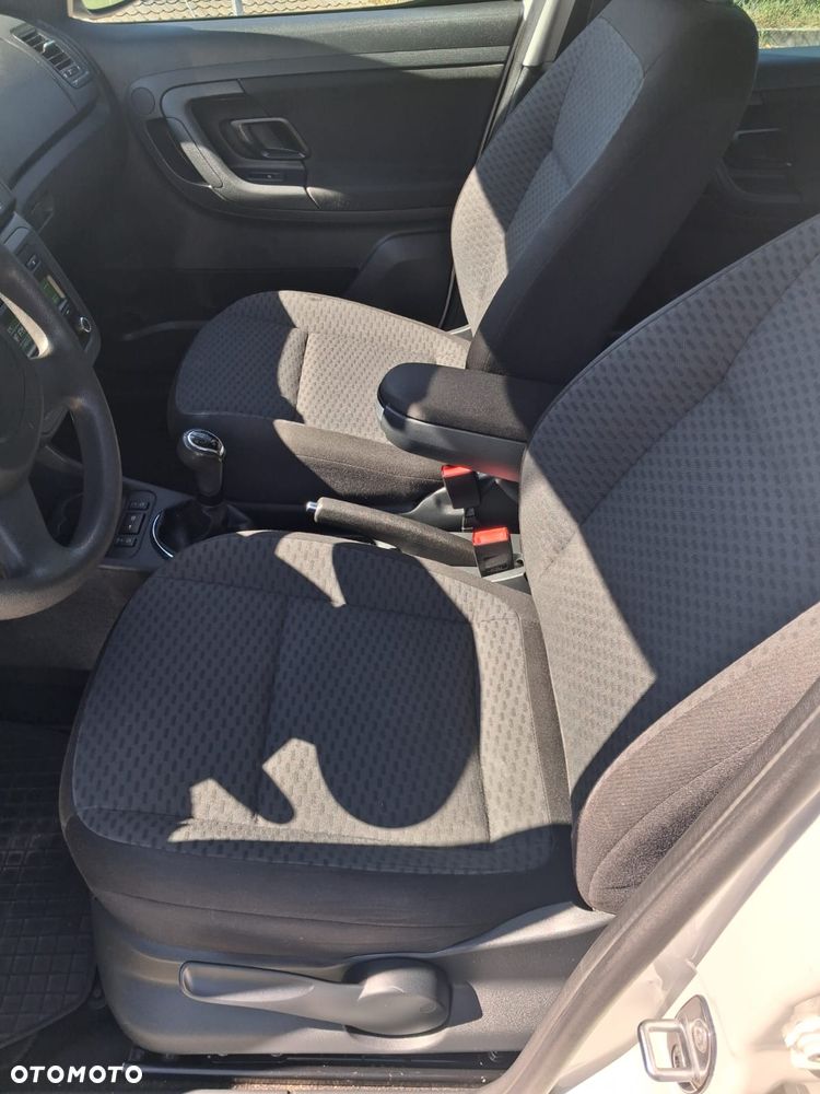 Skoda Roomster 1.2 TSI - 10