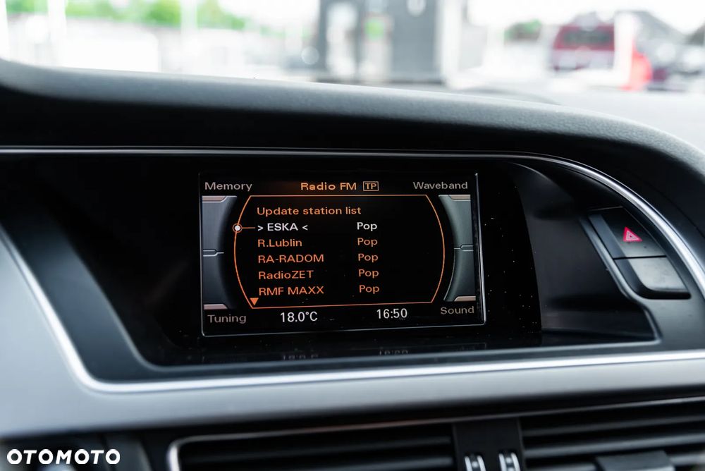 Audi A4 Allroad 2.0 TDI Quattro S tronic - 32