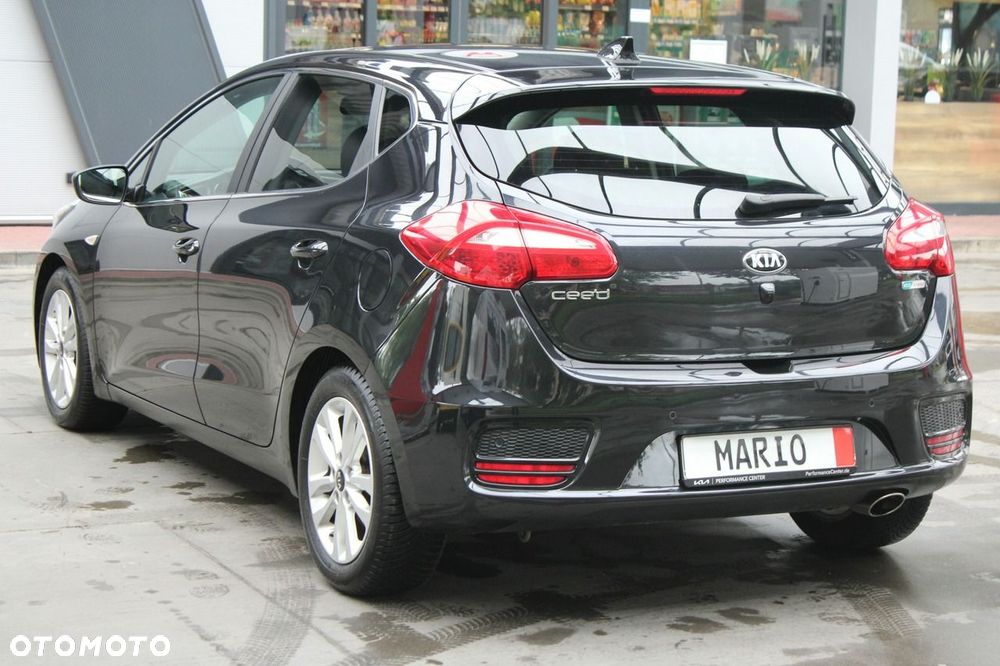 Kia Ceed 1.4 CVVT Dream-Team Edition - 22