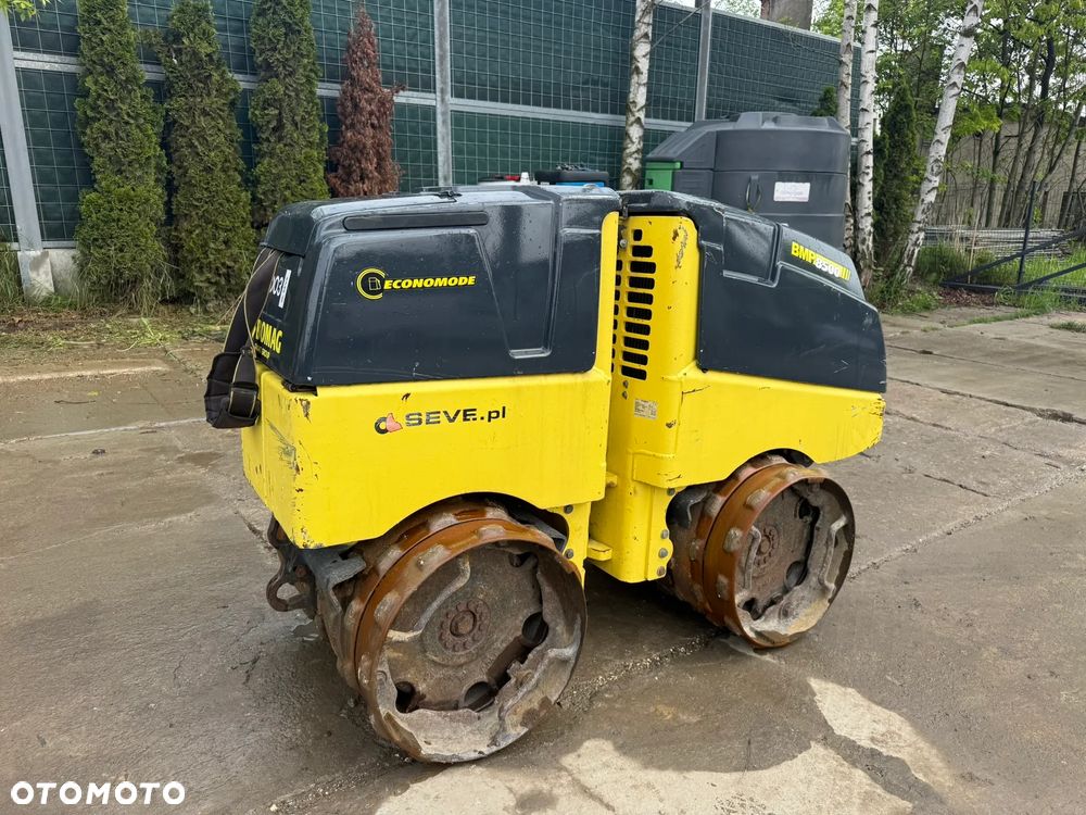 Bomag BMP 8500 walec okołkowany zdalnie sterowany - 2