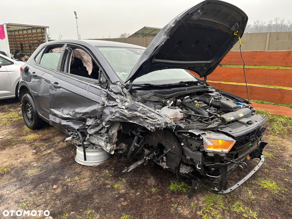 Volkswagen Polo 1.0 TSI Life DSG - 4