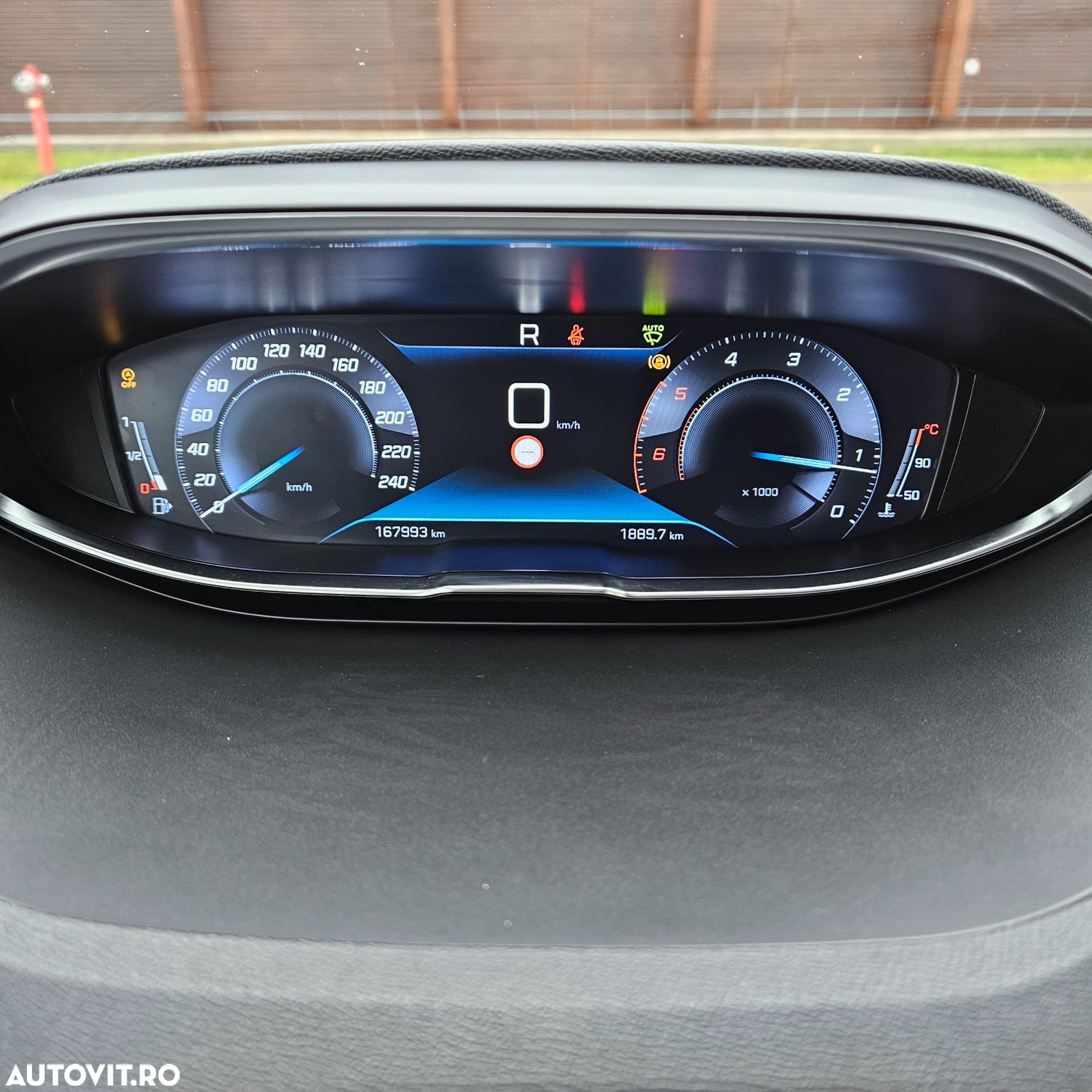 Peugeot 3008 1.5 BlueHDI 130 EAT8 Active Pack - 18