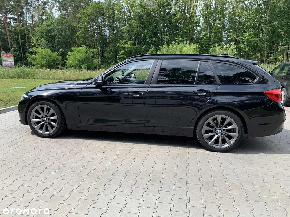 BMW Seria 3 320i Advantage - 4