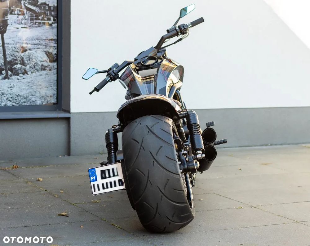 Harley-Davidson V-Rod Night Rod - 4