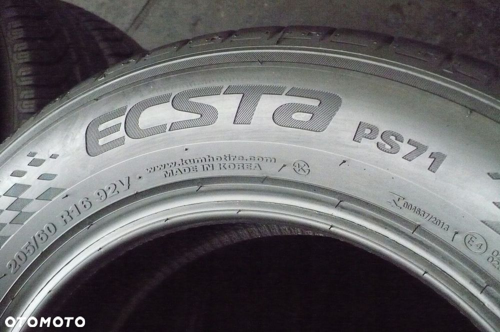 2x KUMHO Ecsta PS71 205/60R16 6,8mm 2021 - 5