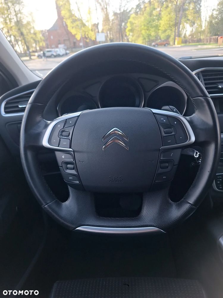 Citroën C4 1.6 e-HDi Exclusive MCP - 9