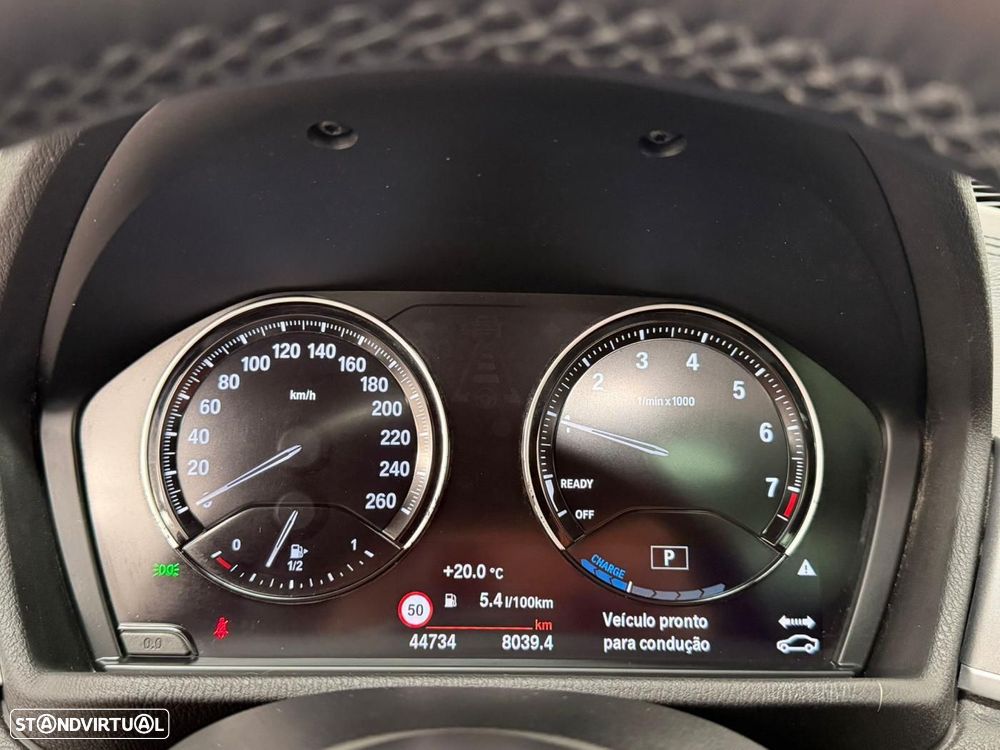 BMW X2 25 e xDrive Pack 50 anos M - 19