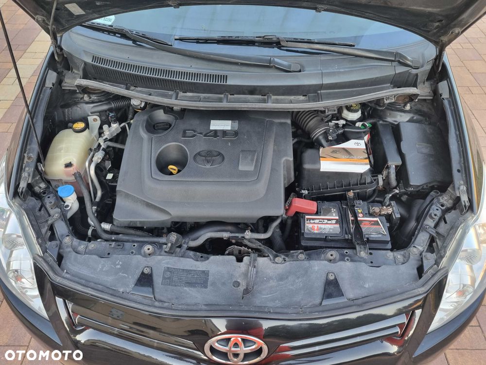 Toyota Auris - 8