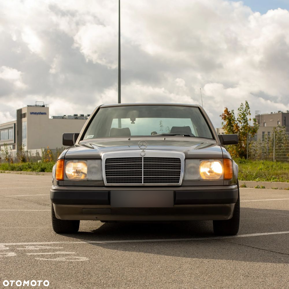 Mercedes-Benz W124 (1984-1993) - 3