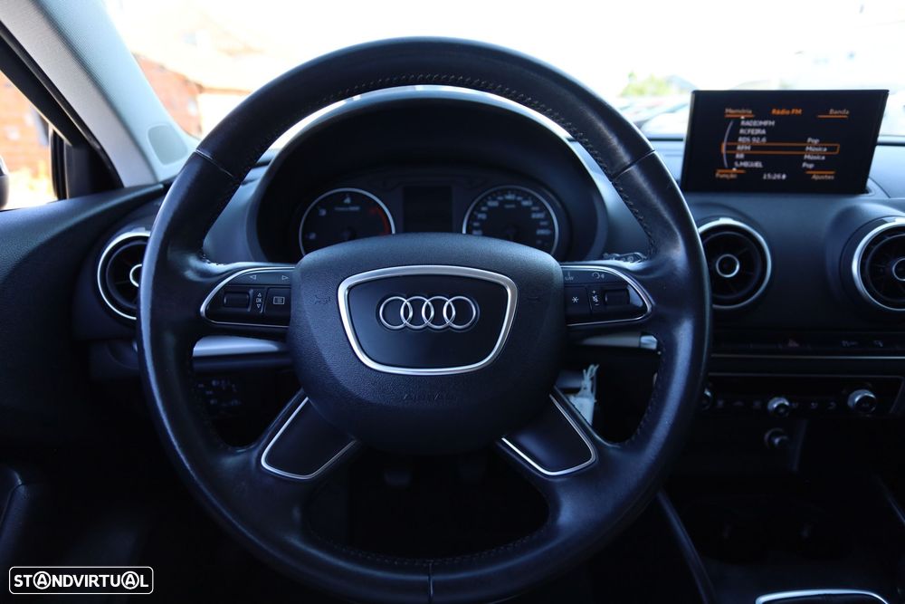 Audi A3 1.6 TDI Attraction Ultra - 13