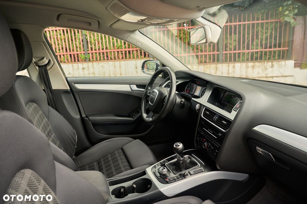 Audi A4 Avant 2.0 TDI DPF Ambition - 35