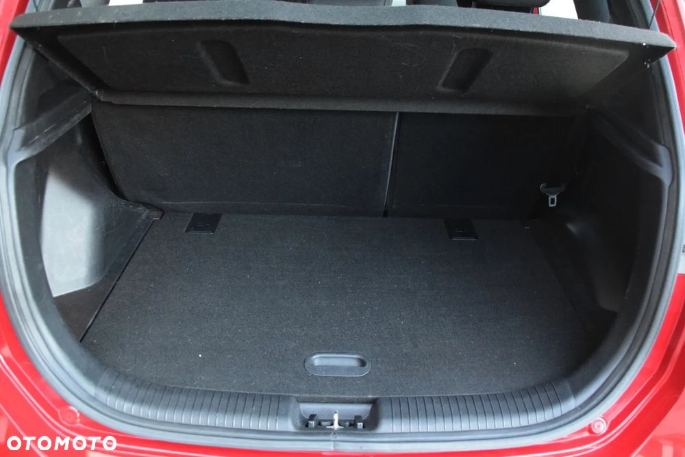 Hyundai ix20 1.4 UEFA EURO 2012 Edition - 16