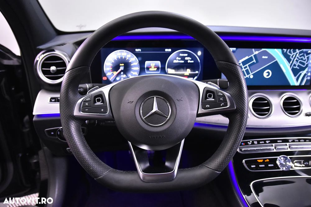 Mercedes-Benz E - 16