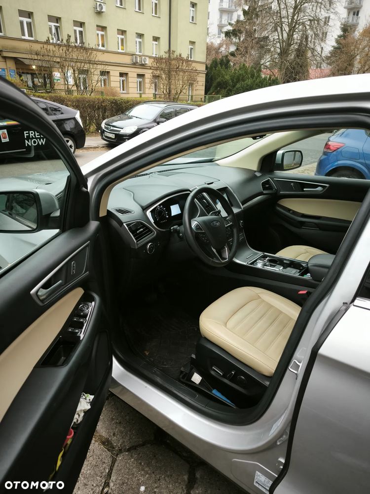 Ford Edge - 10
