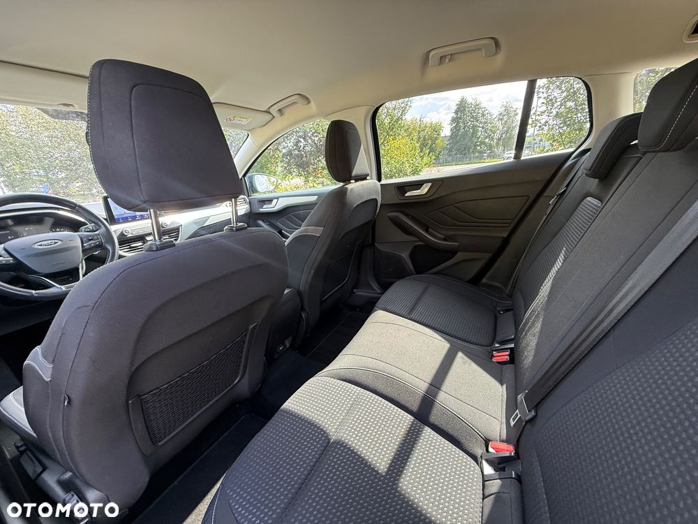 Ford Focus - 10