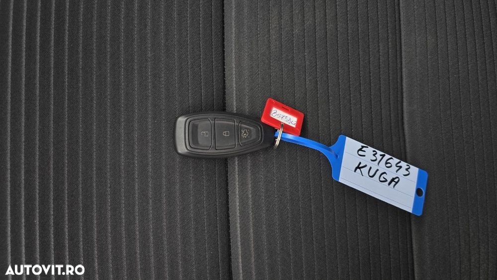 Ford Kuga - 21