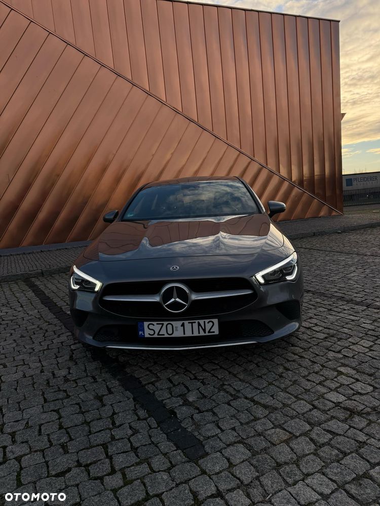 Mercedes-Benz CLA - 10