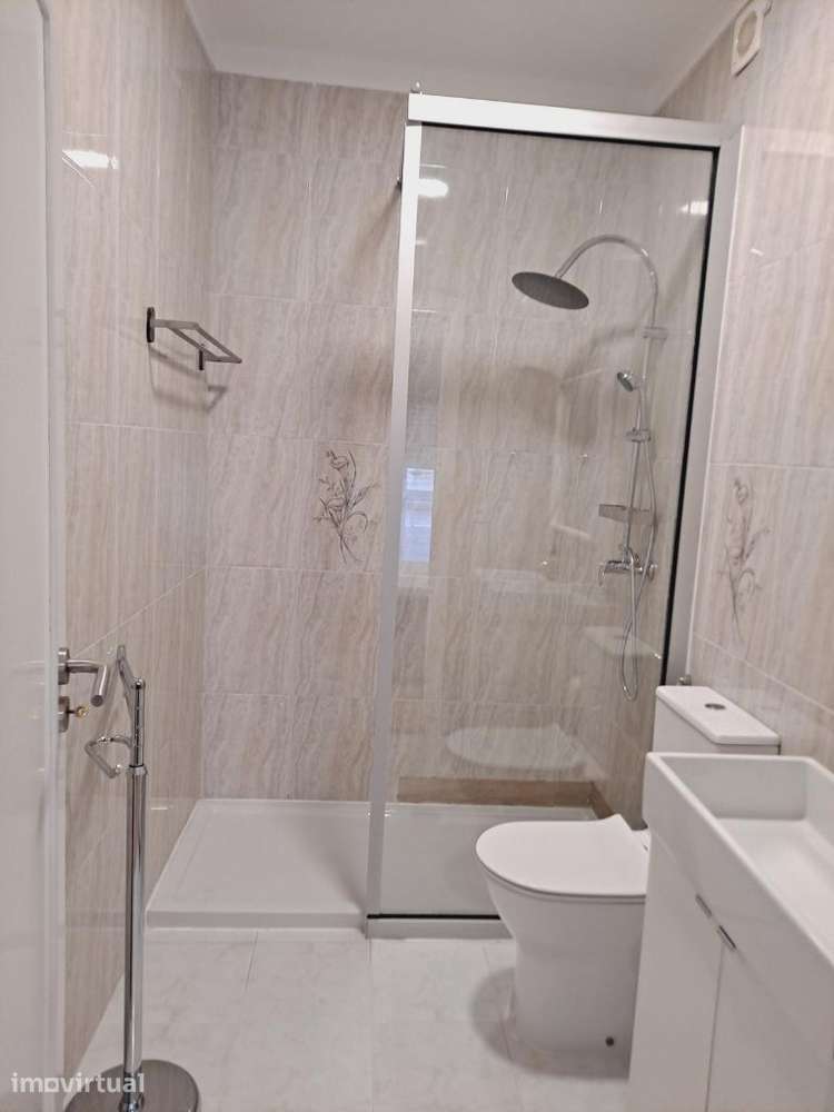 Quarto suite, com w.c.privativo junto Bragaparque - Grande imagem: 2/16