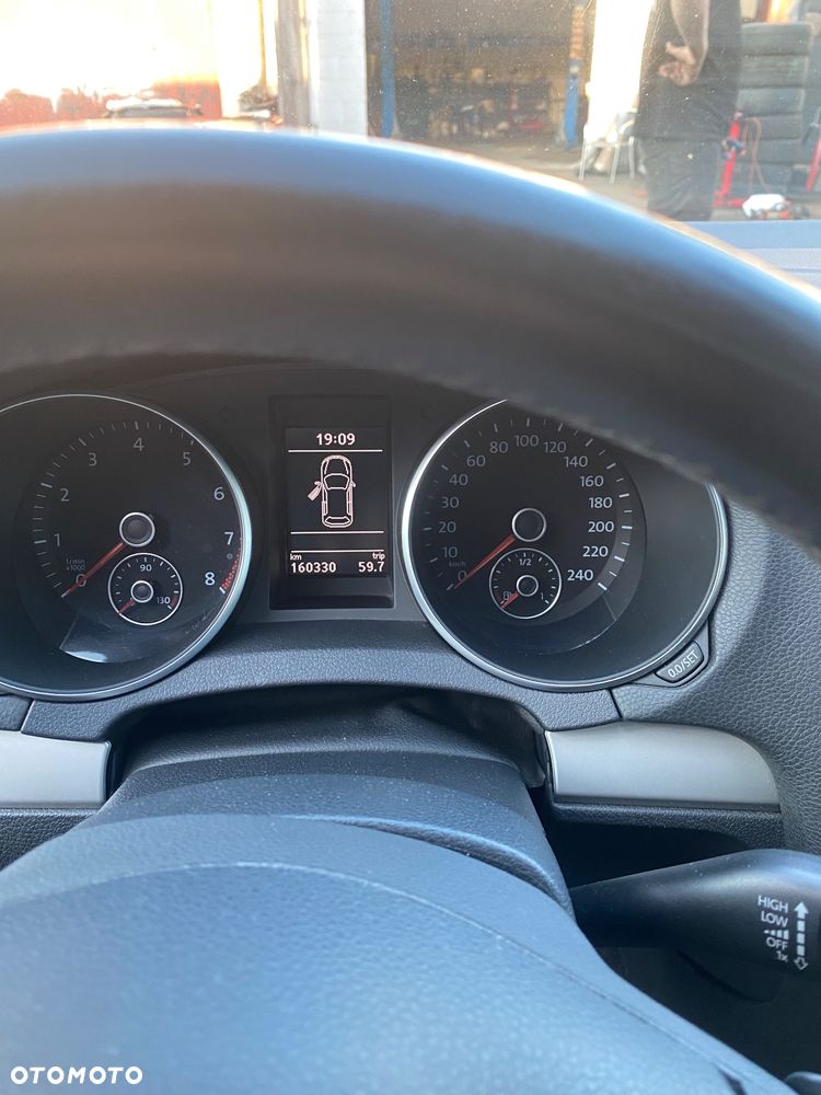 Volkswagen Golf 1.4 TSI Highline DSG - 16