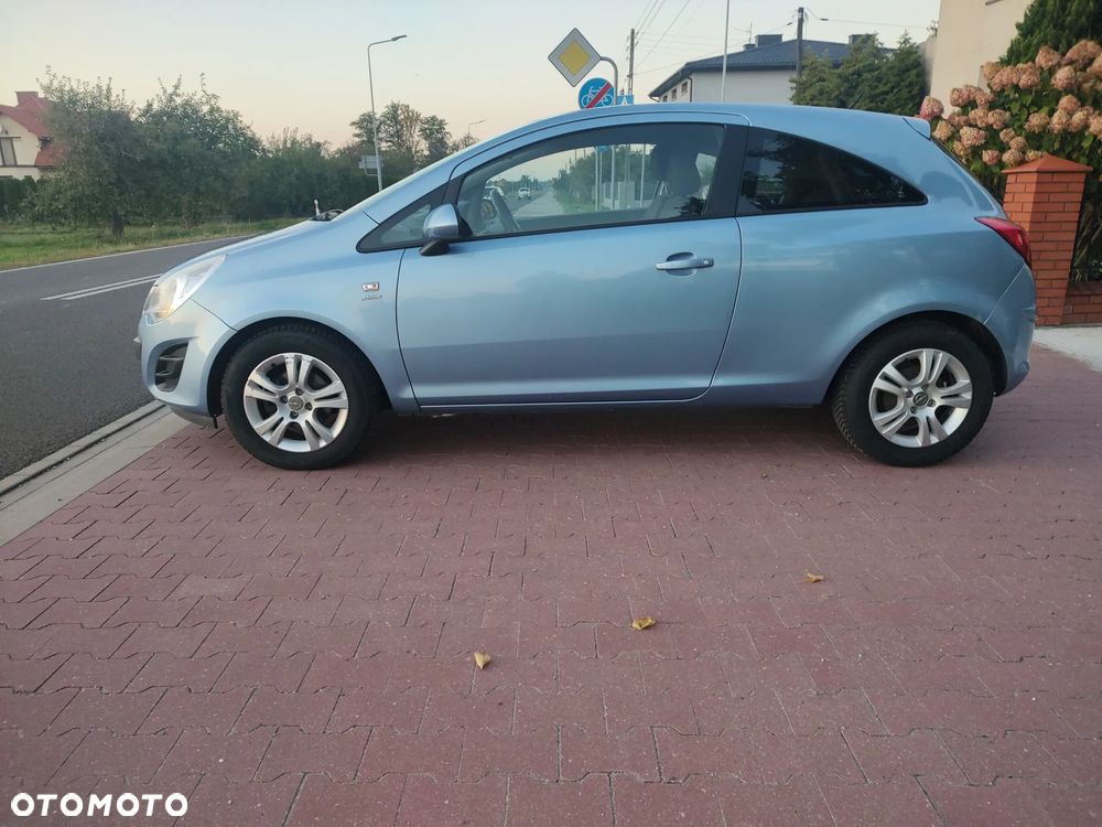Opel Corsa - 20