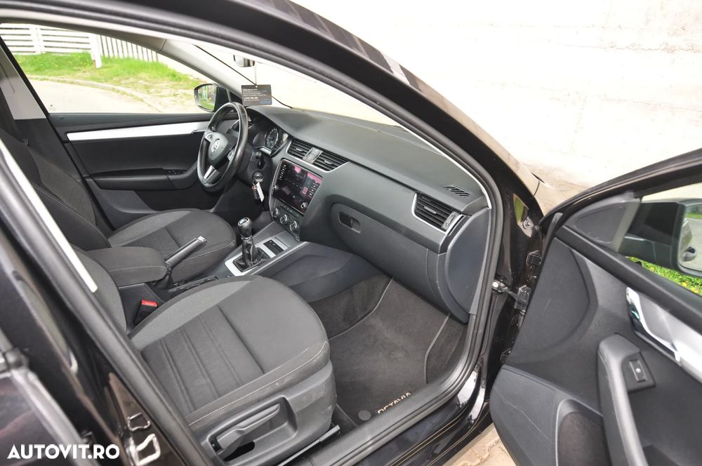 Skoda Octavia 2.0 TDI (Green tec) Ambition - 10
