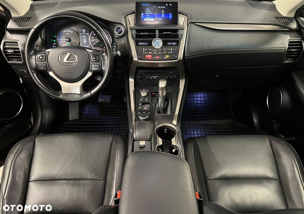 Lexus NX 300h Comfort AWD - 25