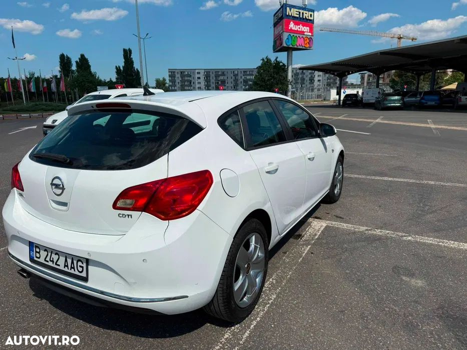 Opel Astra 2015 photo 3