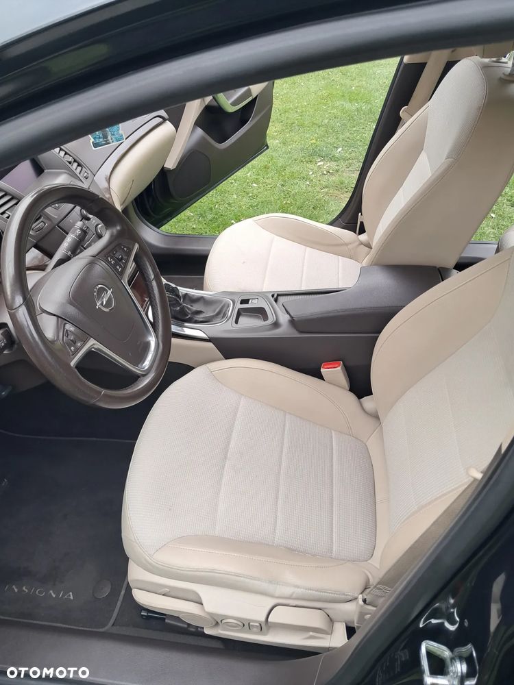Opel Insignia 2.0 CDTI - 13