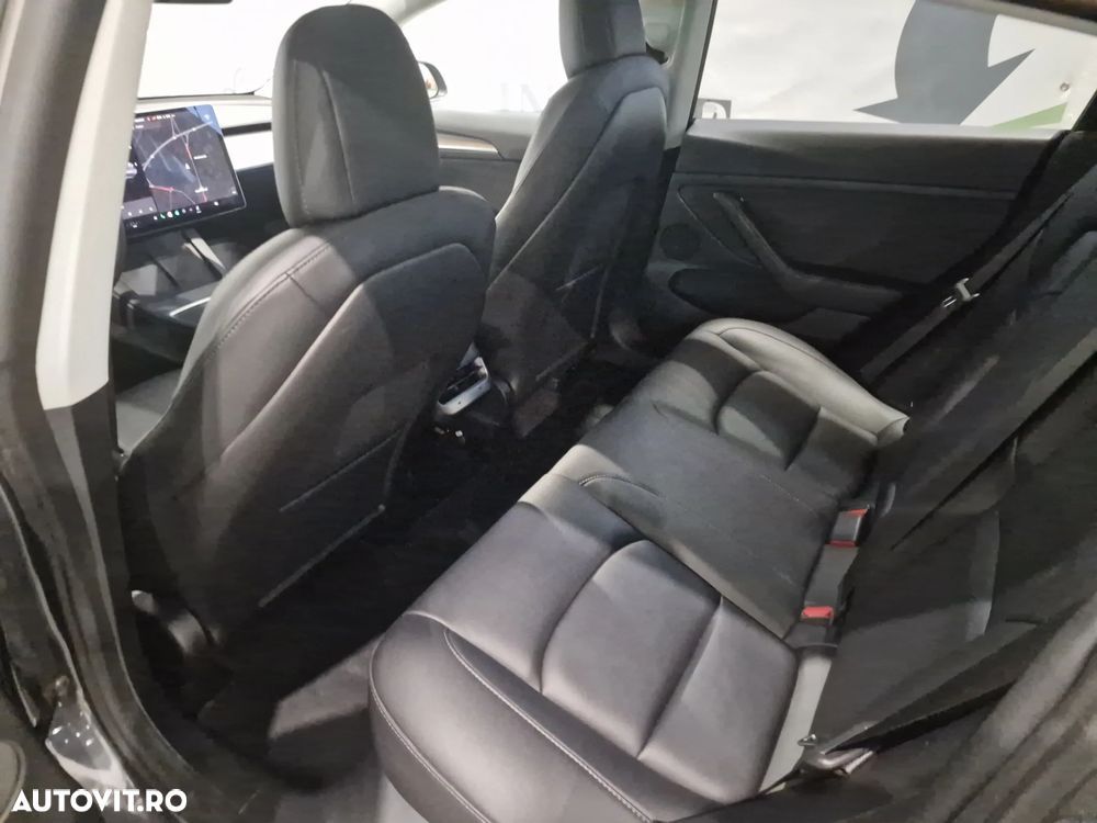 Tesla Model 3 Langstreckenbatterie Allradantrieb Dual Motor - 16