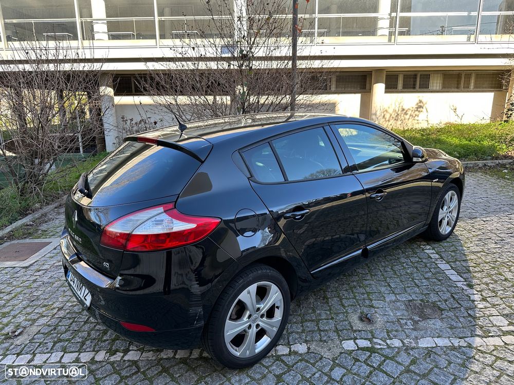 Renault Mégane 1.5 dCi Bose Edition SS - 8