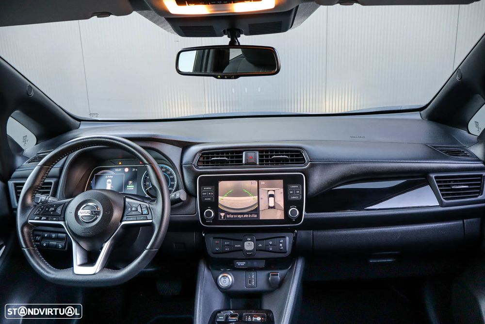 Nissan Leaf N-Connecta - 24