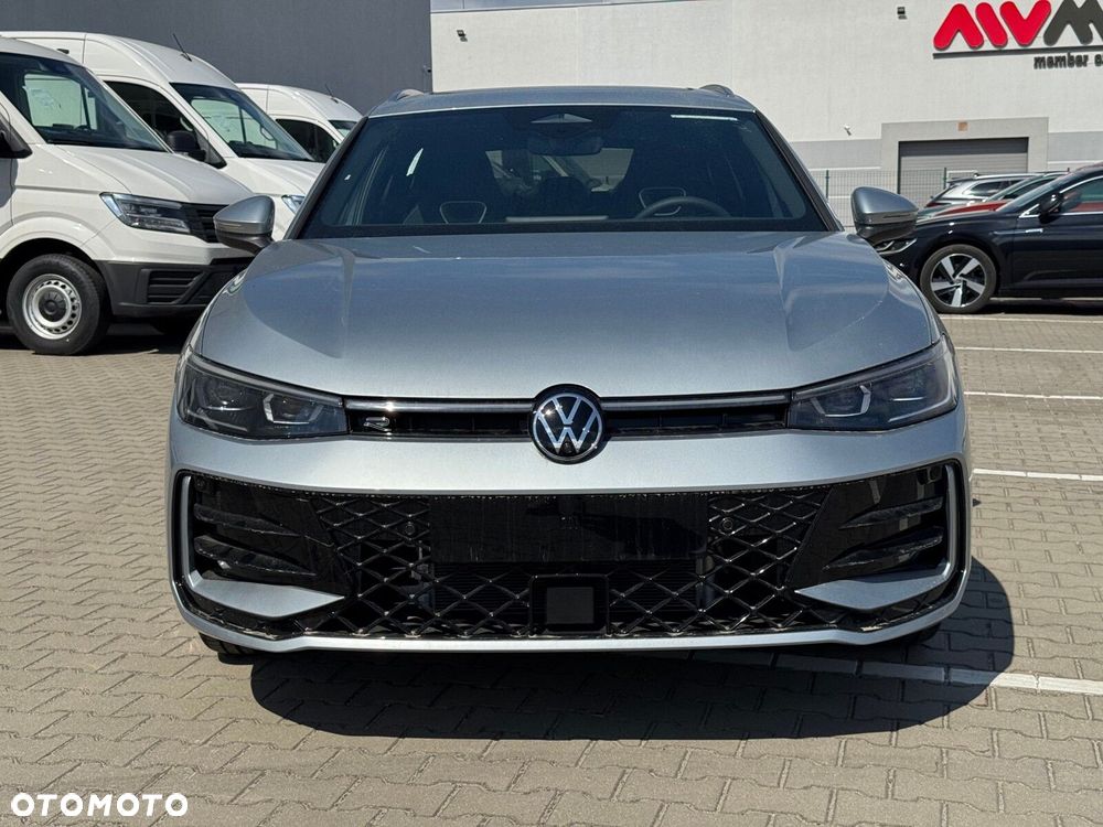 Volkswagen Passat Variant 1.5 TSI eHybrid PHEV 200kW R-Line Plus DSG - 3