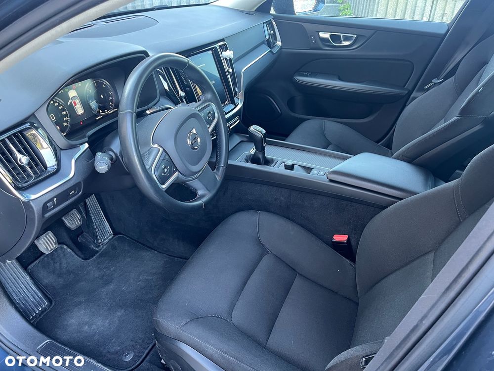 Volvo V60 D3 Momentum - 7